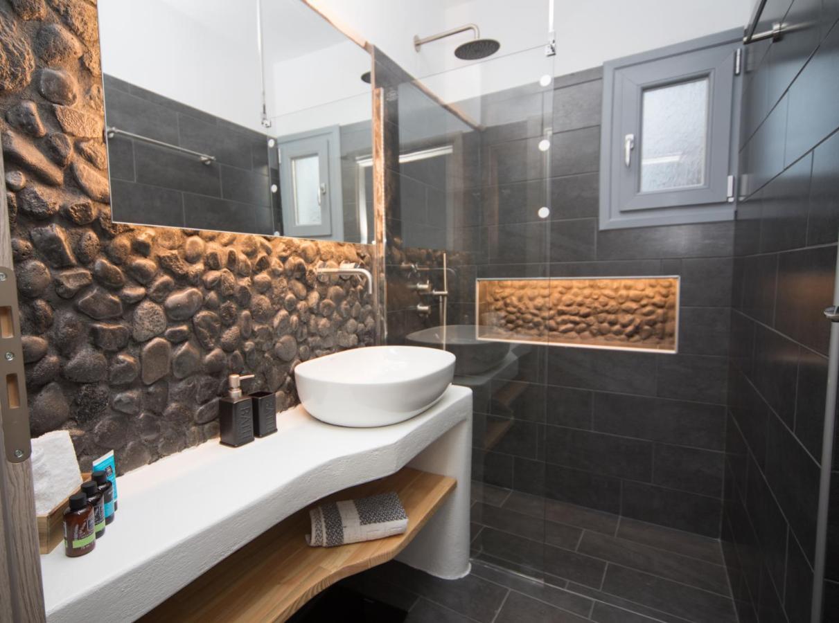 Eunoia Apartments Fira  Eksteriør bilde